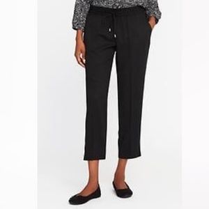 Old Navy Black Rayon Drawstring Capri Pant